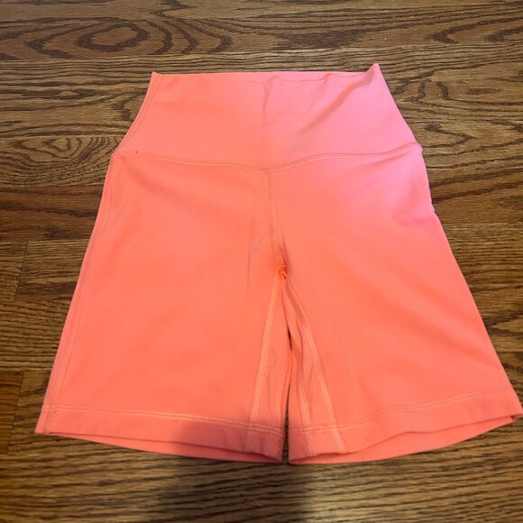 Lululemon Raspberry Cream Biker Shorts - Picture 1 of 2